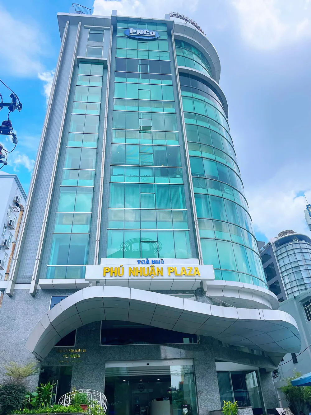 Tòa nhà Phú Nhuận Plaza